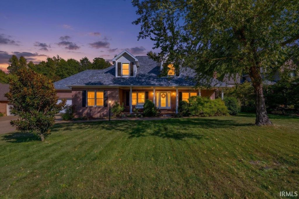 8201 Whitetail Trail, Evansville, IN 47711