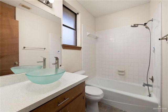 3112 Goldcrest Avenue, Mcallen, TX 78504