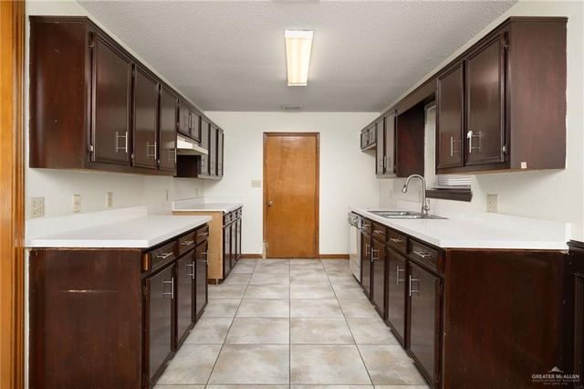 3112 Goldcrest Avenue, Mcallen, TX 78504