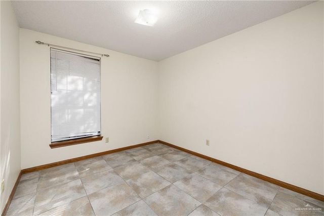 3112 Goldcrest Avenue, Mcallen, TX 78504