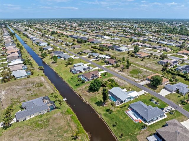 176 MARINER LANE, Rotonda West, FL 33947