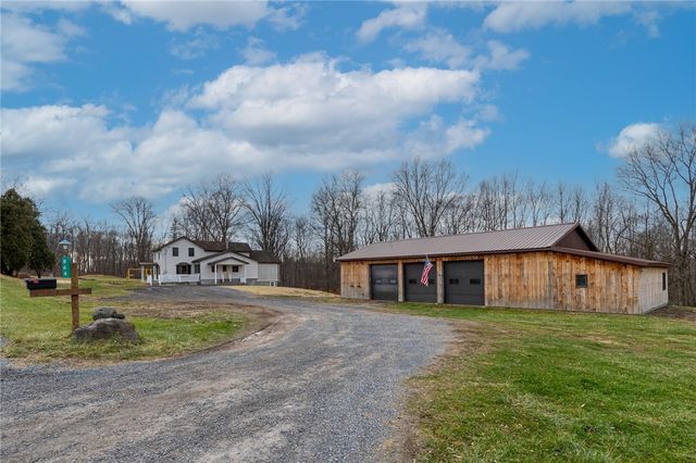 864 Gravel Road, Tyre, NY 13148