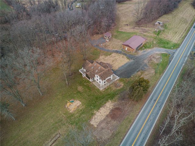 864 Gravel Road, Tyre, NY 13148