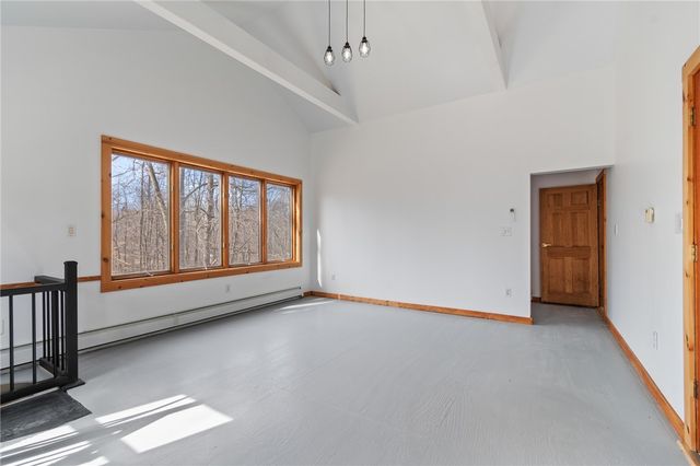 864 Gravel Road, Tyre, NY 13148