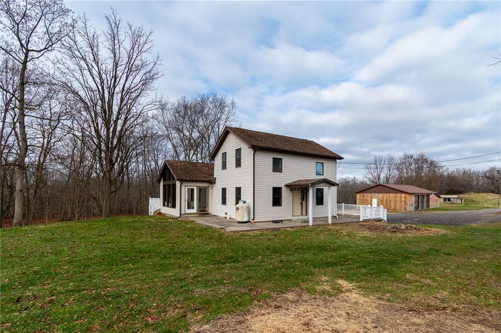 864 Gravel Road, Tyre, NY 13148