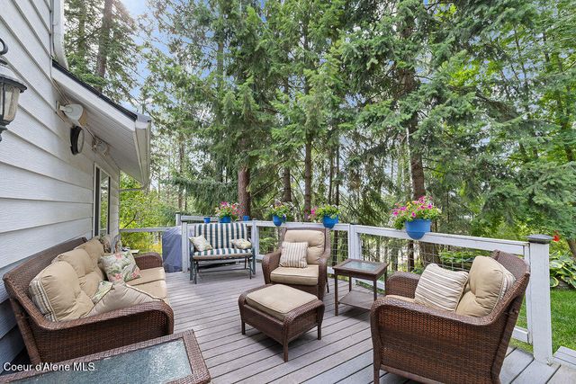 8827 W Heavenly View Ln, Coeur D'alene, ID 83814