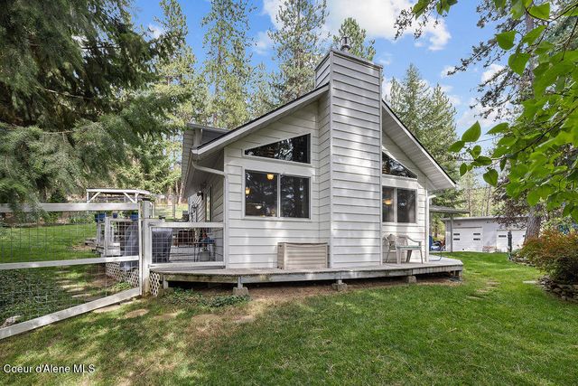 8827 W Heavenly View Ln, Coeur D'alene, ID 83814