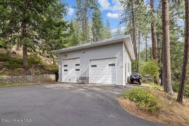 8827 W Heavenly View Ln, Coeur D'alene, ID 83814