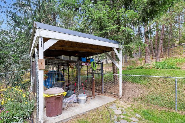 8827 W Heavenly View Ln, Coeur D'alene, ID 83814