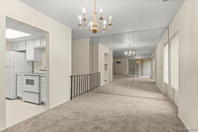 18403 University Park Drive, Livonia, MI 48152