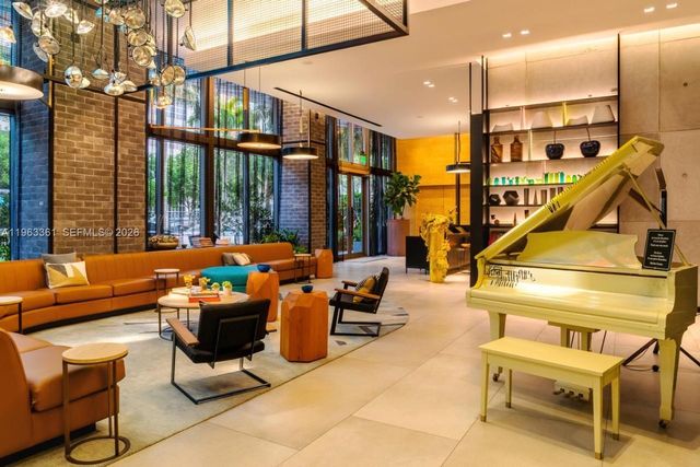 121 NE 34th St 2710, Miami, FL 33137