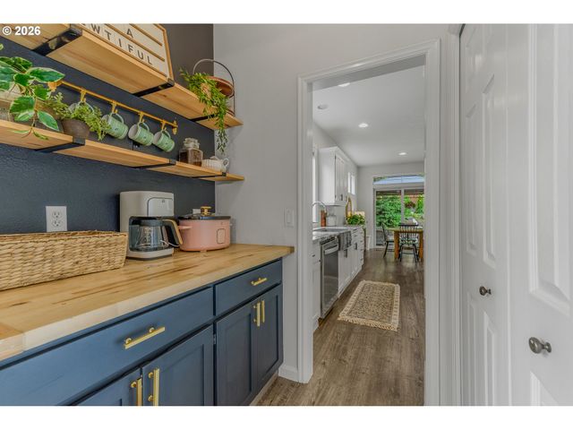 5955 Sw SEQUOIA Dr, Tualatin, OR 97062