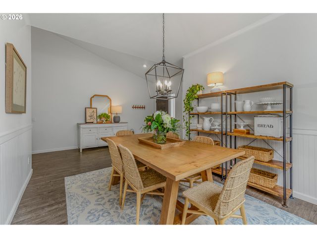 5955 Sw SEQUOIA Dr, Tualatin, OR 97062