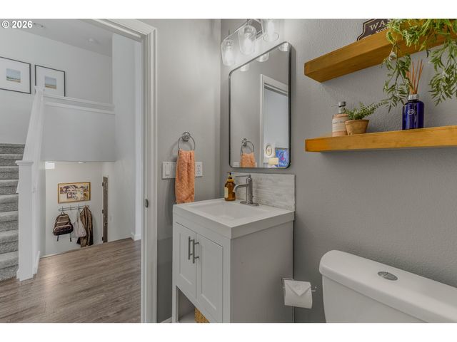 5955 Sw SEQUOIA Dr, Tualatin, OR 97062