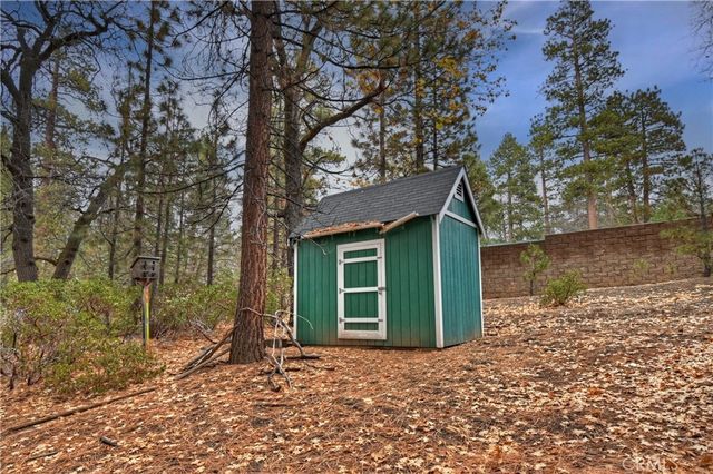 41496 Oak, Big Bear Lake, CA 92315