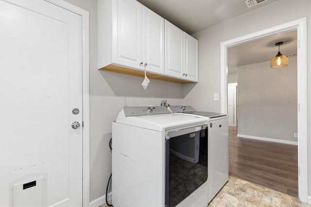 95 Orchard St, Yuba City, CA 95991