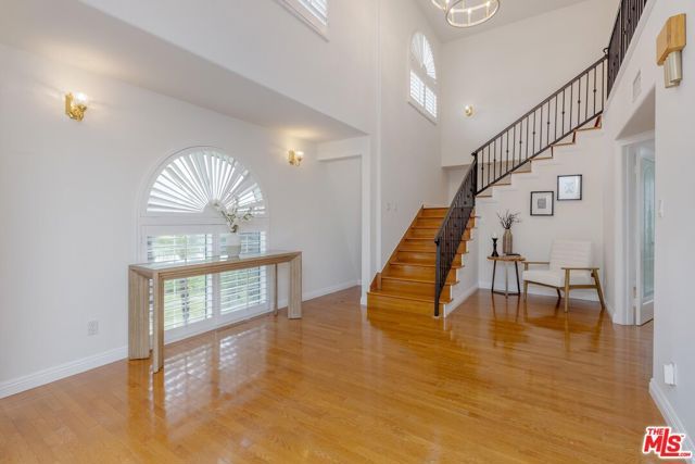 12118 Viewcrest Road, Studio City (los Angeles), CA 91604