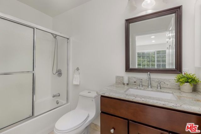 12118 Viewcrest Road, Studio City (los Angeles), CA 91604