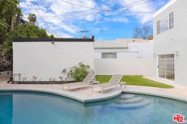 12118 Viewcrest Road, Studio City (los Angeles), CA 91604
