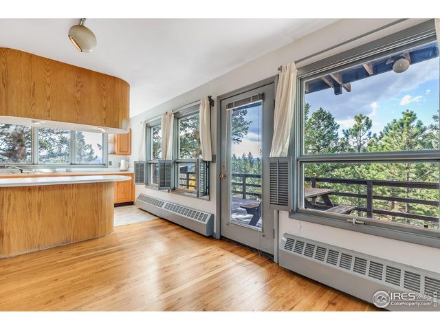 5566 Sugarloaf Rd, Boulder, CO 80302