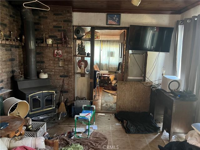 30837 235th E, Llano, CA 93544