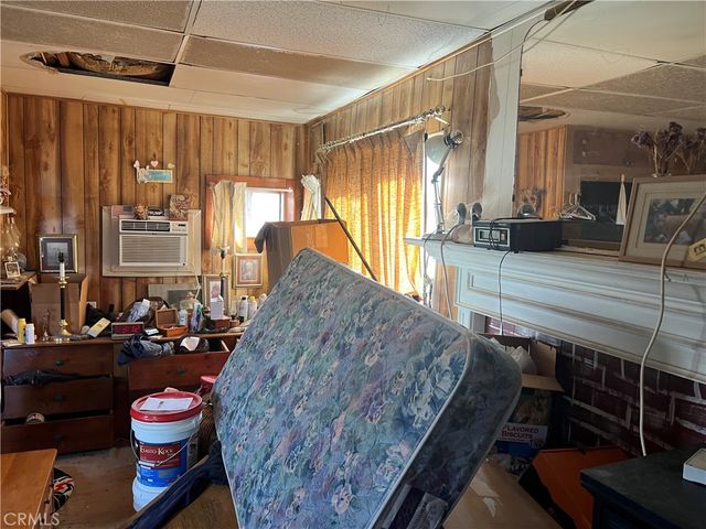 30837 235th E, Llano, CA 93544