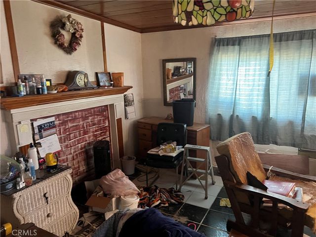 30837 235th E, Llano, CA 93544