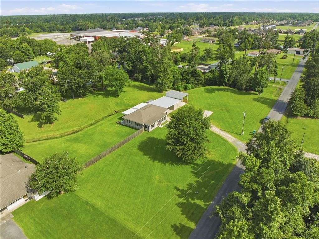 155 Wall Lane, Lake Charles, LA 70611