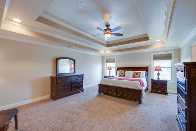 8050 Fenwick Ln, Spring Hill, TN 37174