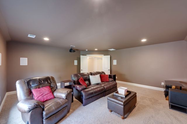 8050 Fenwick Ln, Spring Hill, TN 37174