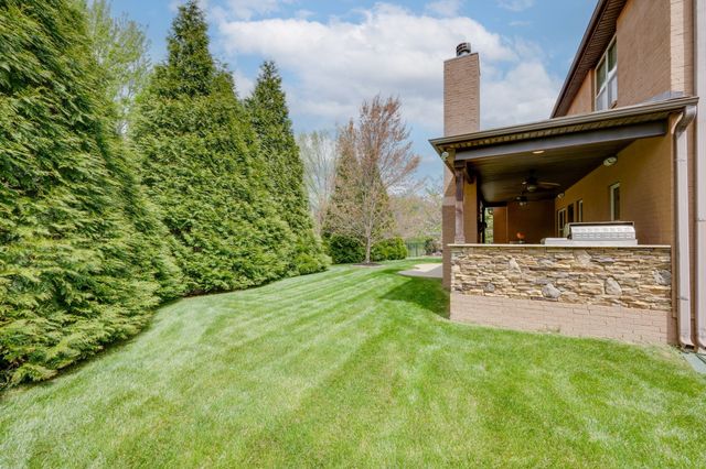 8050 Fenwick Ln, Spring Hill, TN 37174