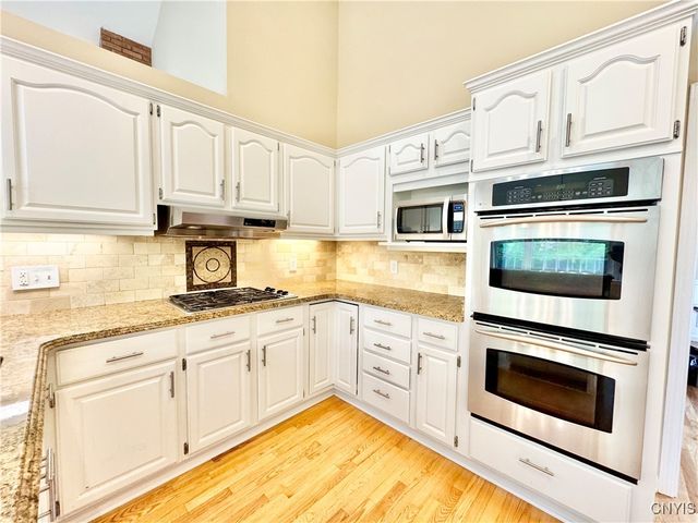 8066 Irish Mist Lane, Manlius, NY 13104