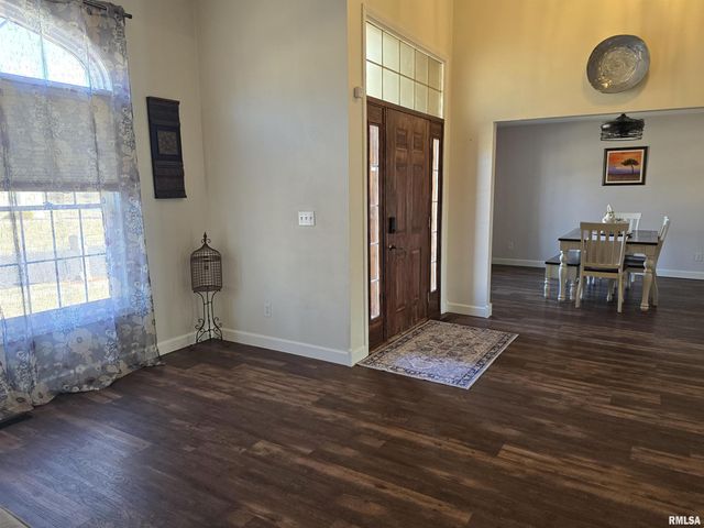 1501 GINGOTEAGUE Way, Pekin, IL 61554