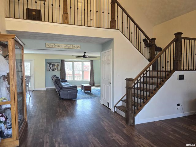 1501 GINGOTEAGUE Way, Pekin, IL 61554