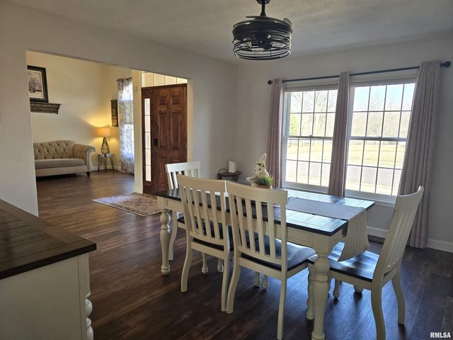 1501 GINGOTEAGUE Way, Pekin, IL 61554