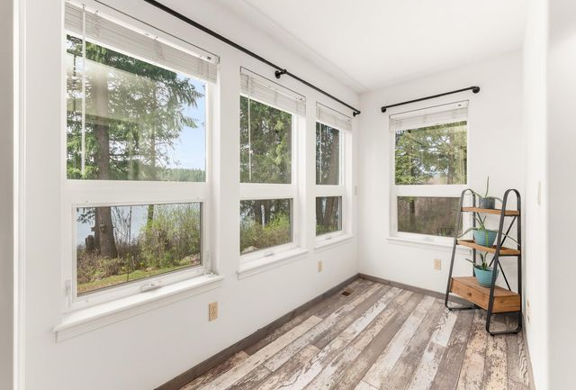 42502 N Sylvan Rd, Elk, WA 99009