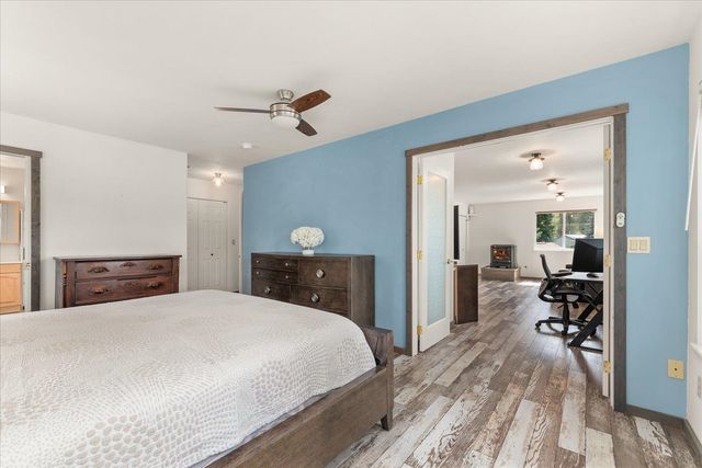 42502 N Sylvan Rd, Elk, WA 99009