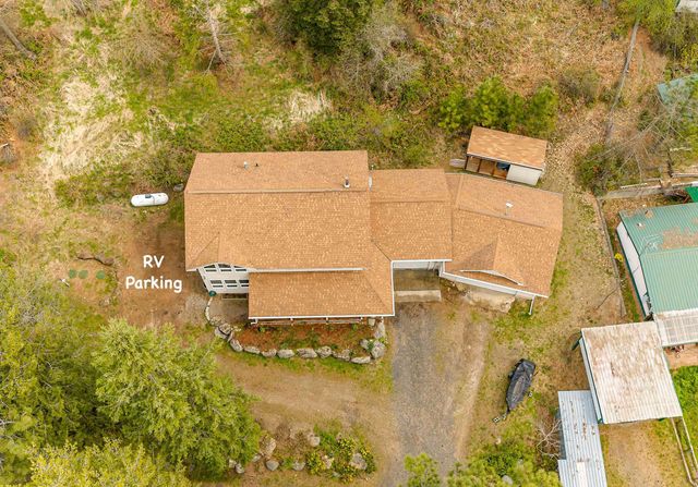 42502 N Sylvan Rd, Elk, WA 99009