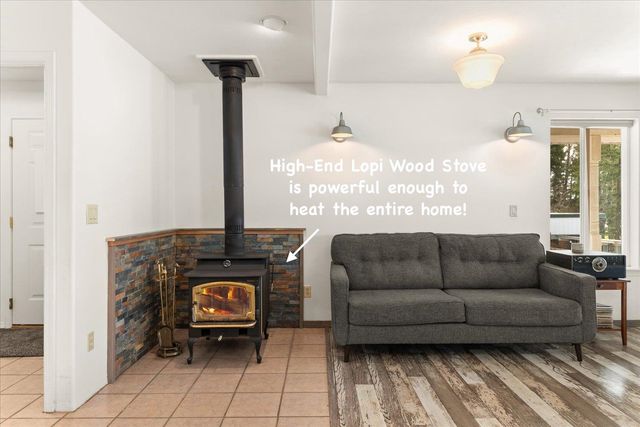 42502 N Sylvan Rd, Elk, WA 99009