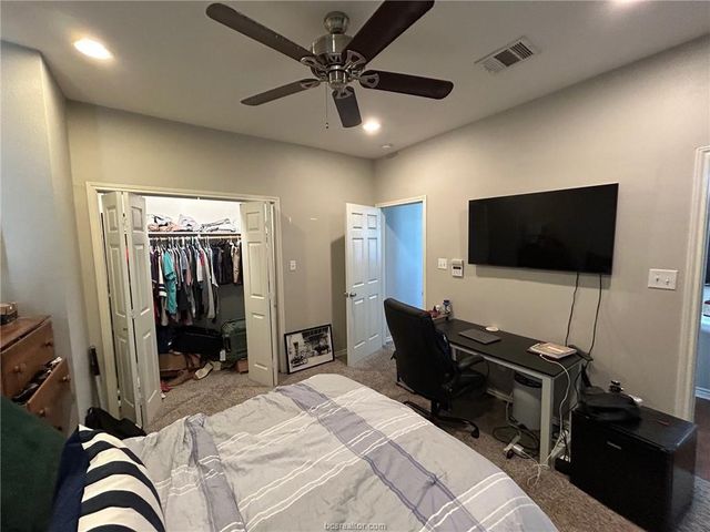 119 Fairway Drive, Bryan, TX 77801