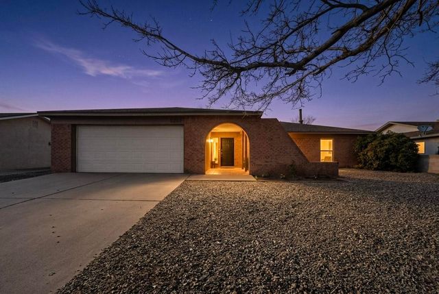 5207 Sooner Trail NW, Albuquerque, NM 87120