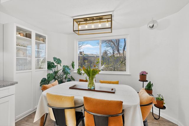 5207 Sooner Trail NW, Albuquerque, NM 87120