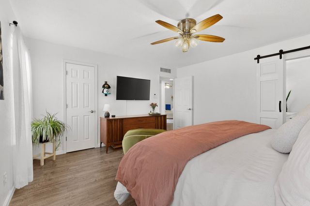 5207 Sooner Trail NW, Albuquerque, NM 87120