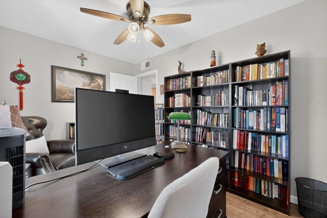 5207 Sooner Trail NW, Albuquerque, NM 87120