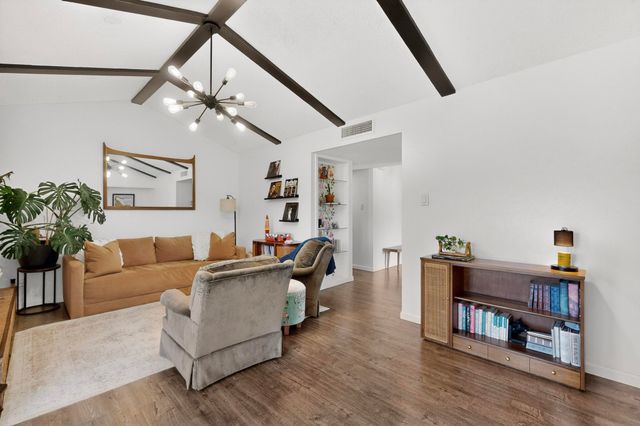 5207 Sooner Trail NW, Albuquerque, NM 87120