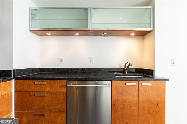 199 14th Street NE APT 412, Atlanta, GA 30309