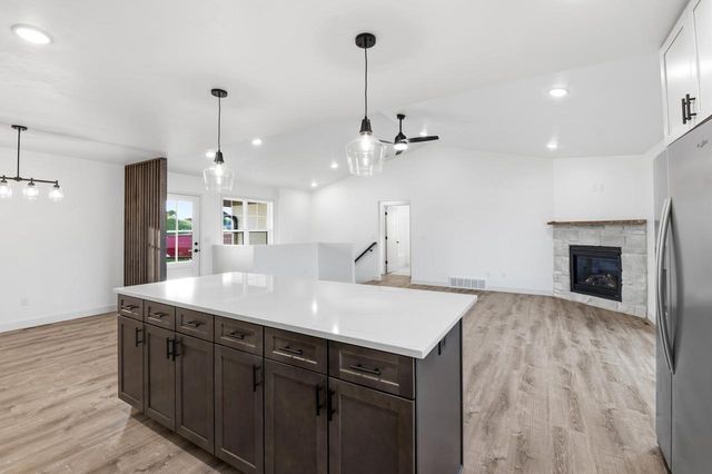 575 EMERALD ISLE COURT, Wrightstown, WI 54180
