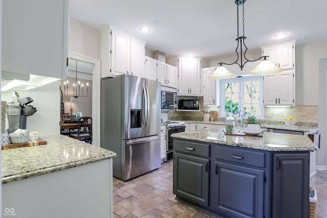 762 Arrowwood Drive, Carmel, IN 46033