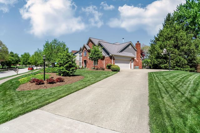 762 Arrowwood Drive, Carmel, IN 46033