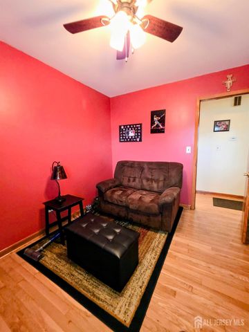 19 E 2nd Street, Port Reading, NJ 07064